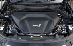 
										BMW iX1 full									