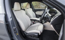 
										BMW iX1 full									