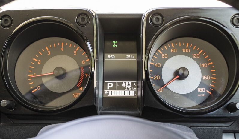 
								Maruti Jimny Zeta full									