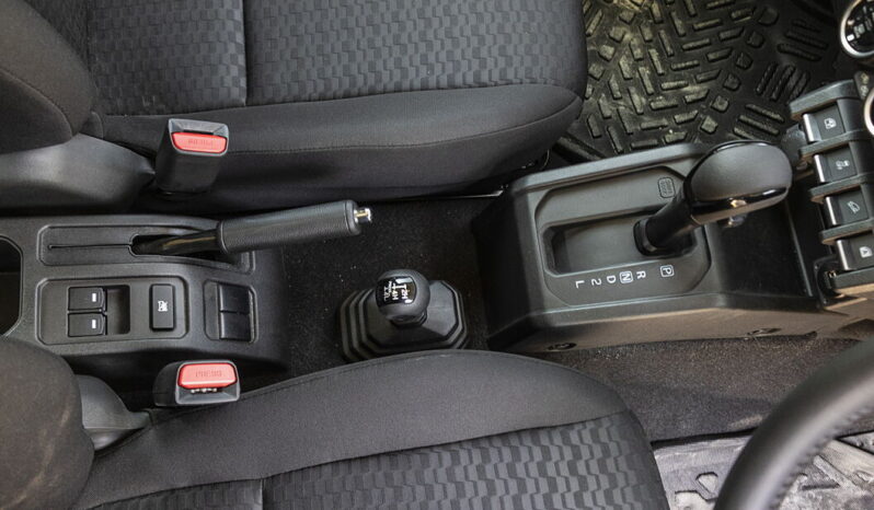 
								Maruti Jimny Zeta full									