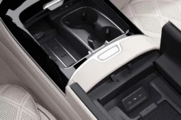 
										Mercedes-Benz S-Class full									