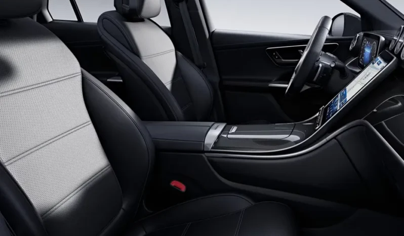 
								Mercedes-Benz GLC full									