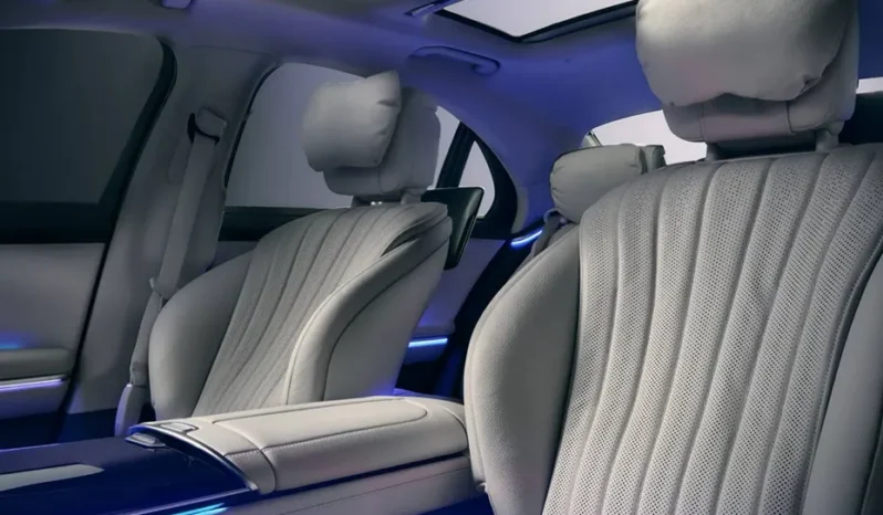 
								Mercedes-Benz S-Class full									