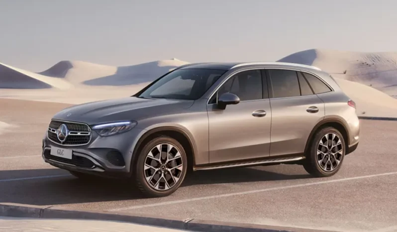 
								Mercedes-Benz GLC full									