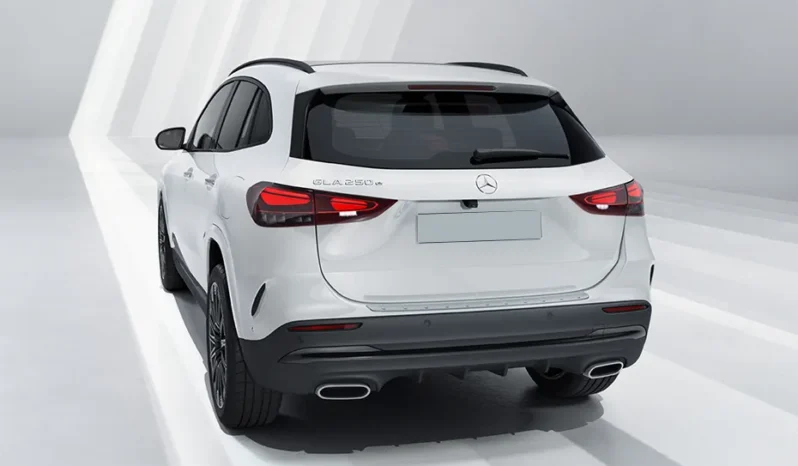 
								Mercedes-Benz GLA full									