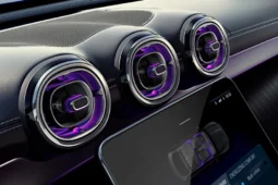 
										Mercedes-Benz GLC full									