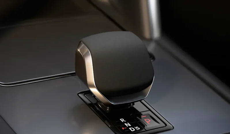 
								Land Rover Discovery Sport full									