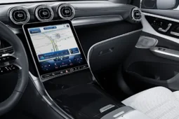 
										Mercedes-Benz GLC full									