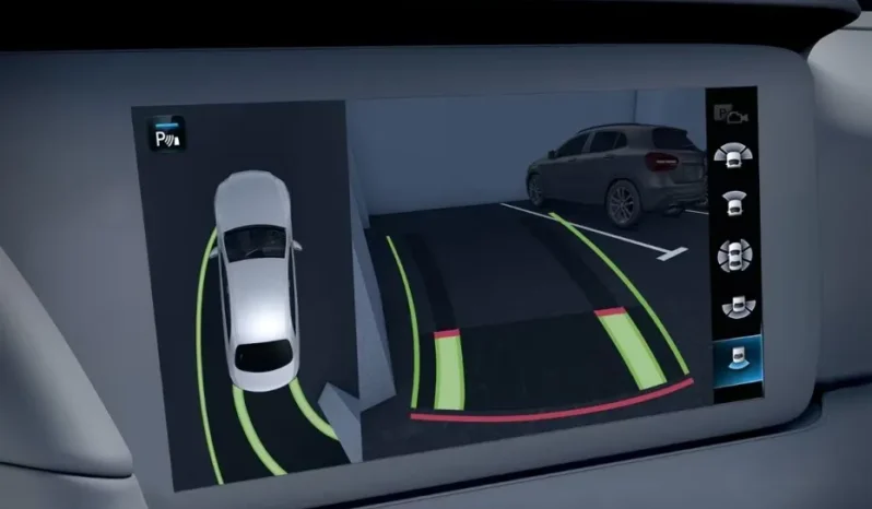 
								Mercedes-Benz GLC full									