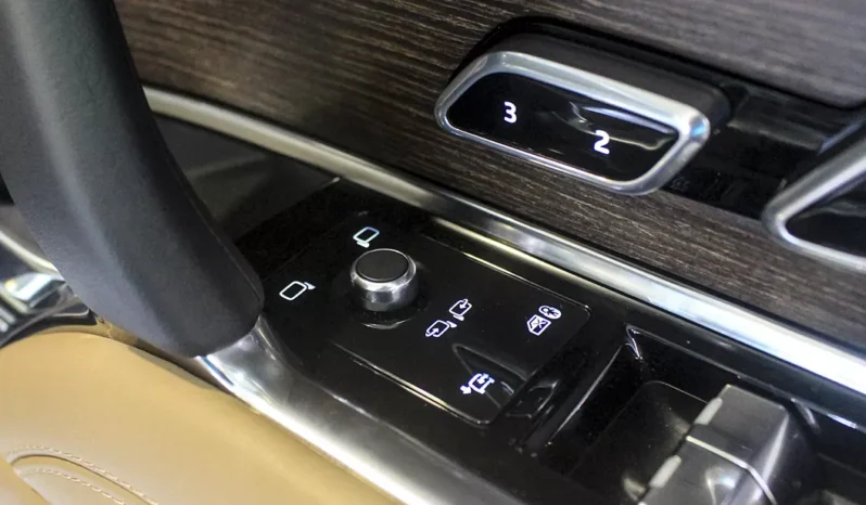 
								Land Rover Range Rover full									