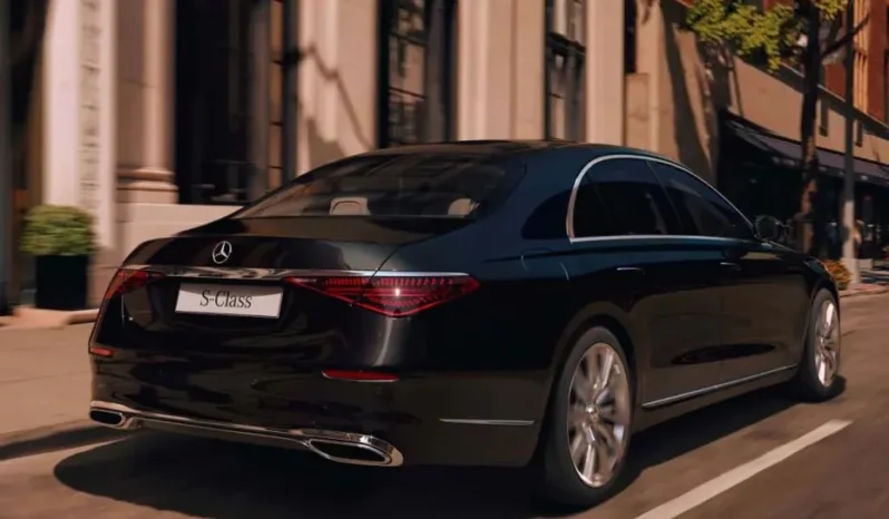 
								Mercedes-Benz S-Class full									