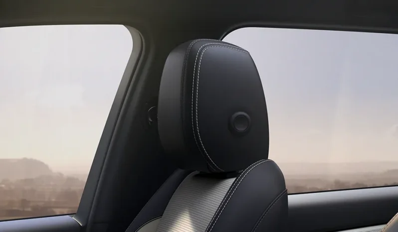 
								Land Rover Discovery Sport full									