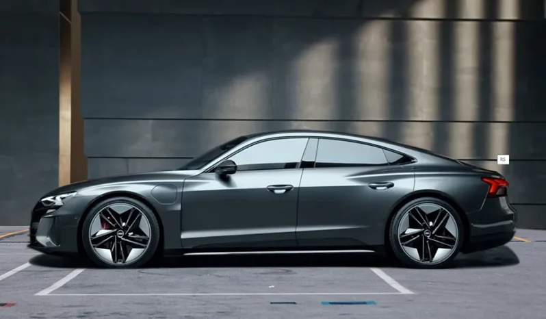 
								Audi RS e-tron GT full									