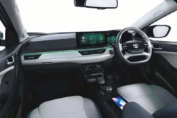 
										Tata Curvv EV full									