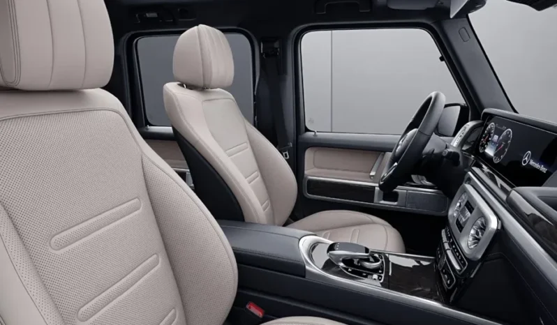 
								Mercedes-Benz G-Class full									