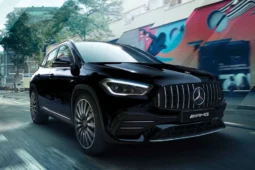 
										Mercedes-Benz AMG GLA 35 full									