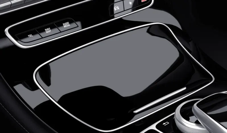 
								Mercedes-Benz AMG E 53 Cabriolet full									