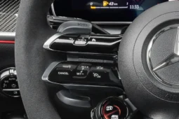 
										Mercedes-Benz AMG GLC 43 full									