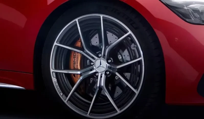 
								Mercedes-Benz AMG GT 4 Door Coupe full									